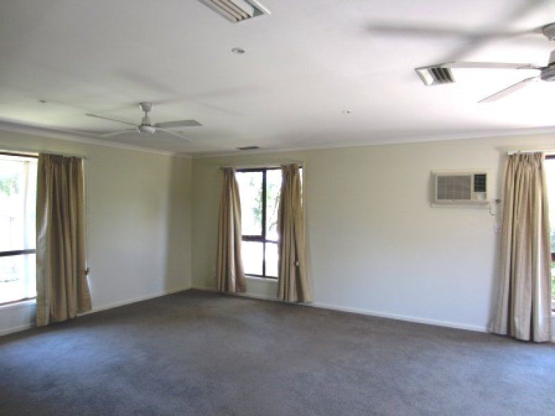 8 Glenalvie Street, Seaford VIC 3198
