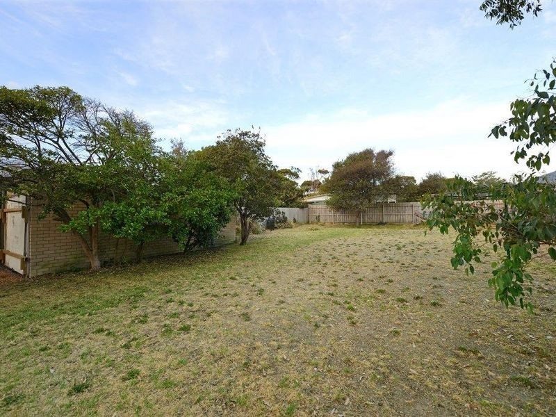 109 Kananook Avenue, Seaford VIC 3198