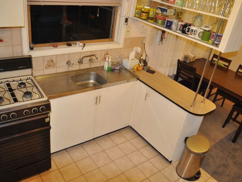 33 Bognor Avenue, Seaford VIC 3198