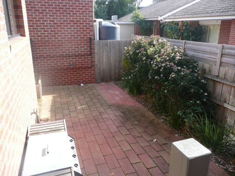 98A Kananook Avenue, Seaford VIC 3198