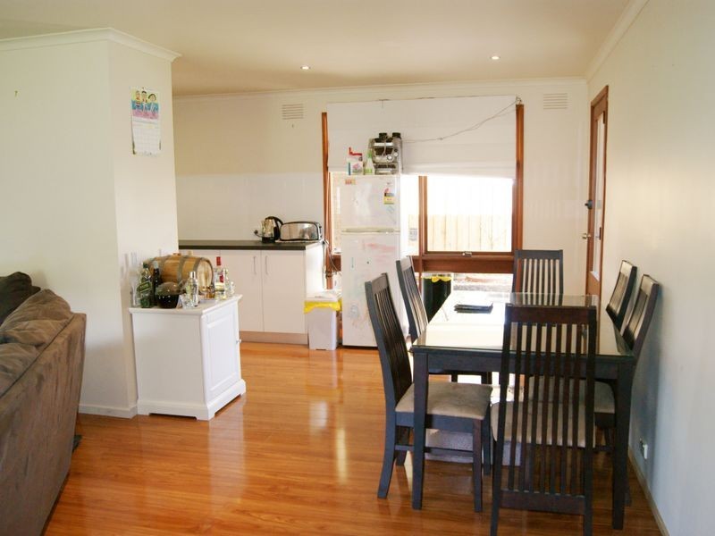 12 Maple Street, Seaford VIC 3198