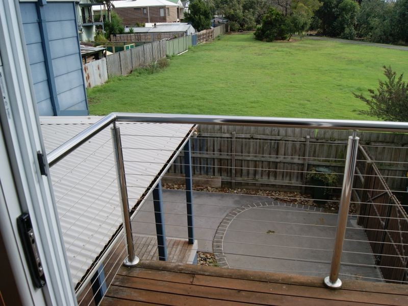 2/5 Wilson Grove, Seaford VIC 3198
