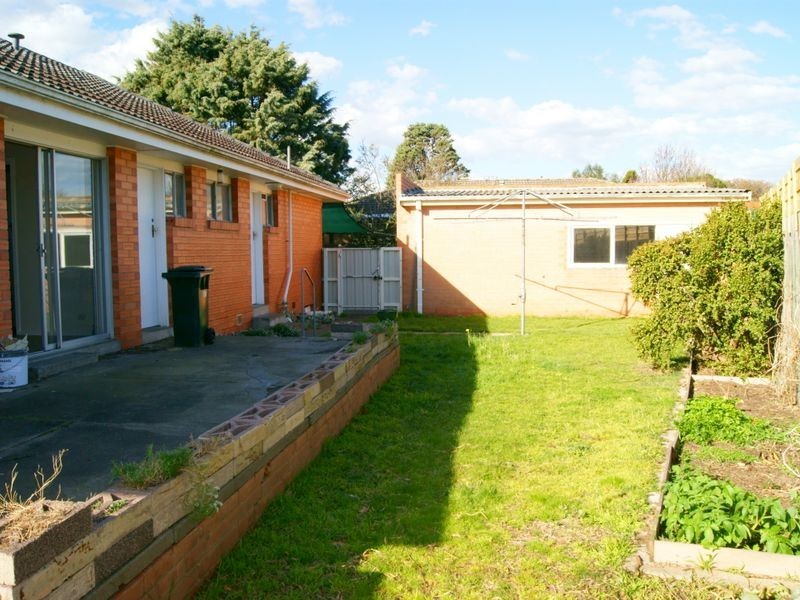 10 Hayman Avenue, Seaford VIC 3198