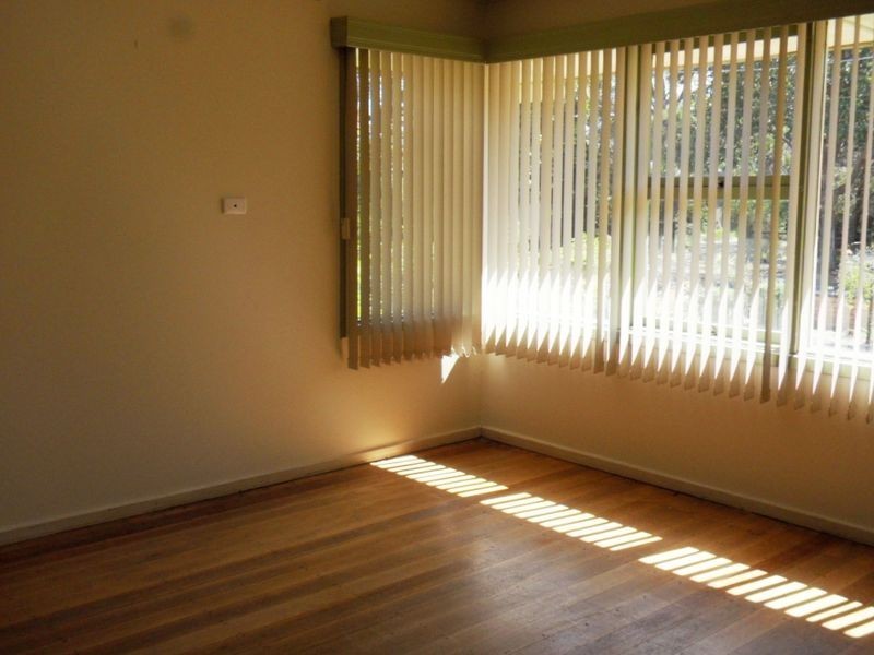 127 Kananook Avenue, Seaford VIC 3198