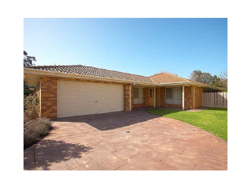 4 Catron Street, Seaford VIC 3198