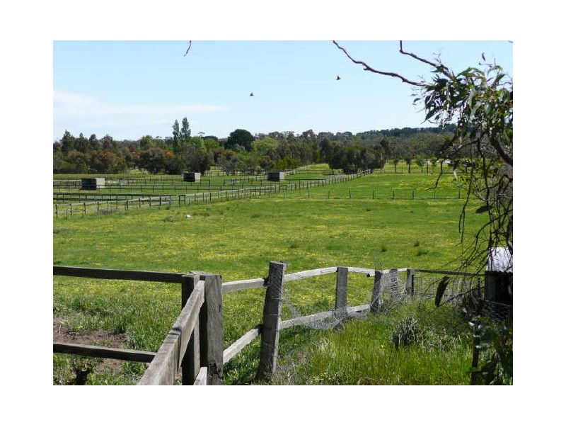70 Mount Grandview Road, Pearcedale VIC 3912