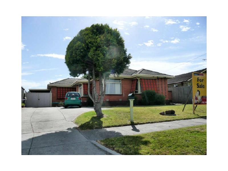 39 Silvertop Crescent, Frankston North VIC 3200