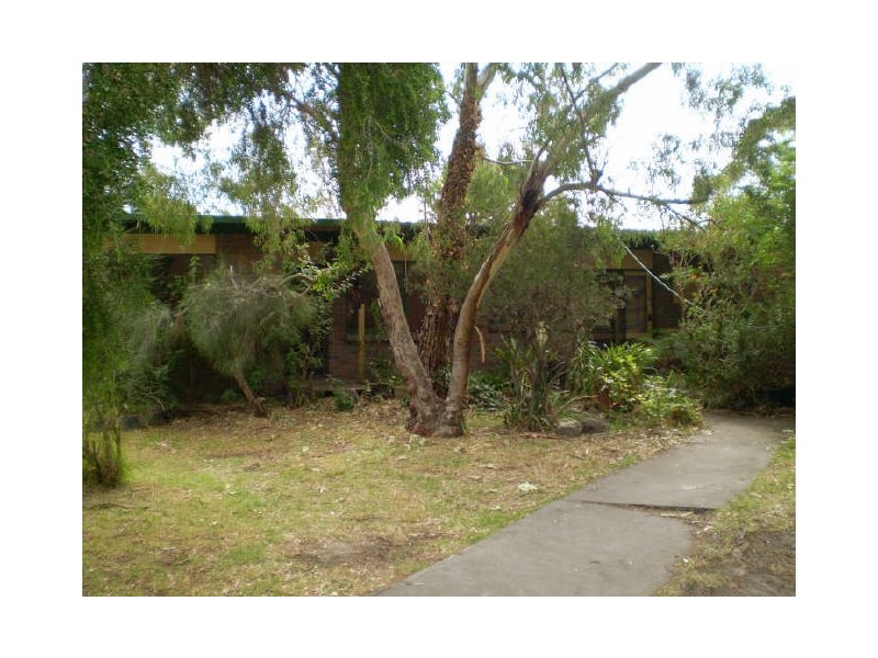 69 Armstrongs Road, Seaford VIC 3198