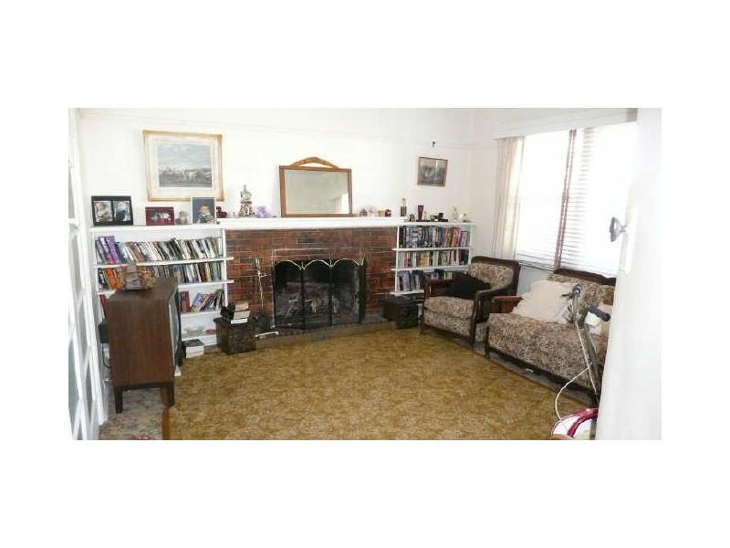 1 Cricklewood Aveue, Frankston VIC 3199