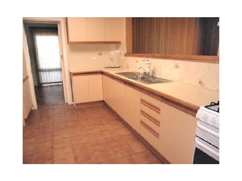 11 Corlett Street, Frankston VIC 3199