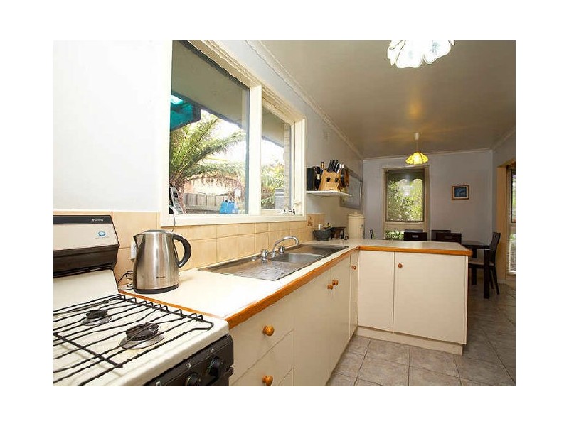 70 Hadley Street, Seaford VIC 3198