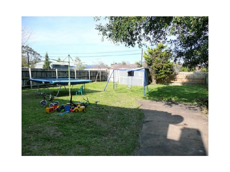 5 Bayside Grove, Seaford VIC 3198