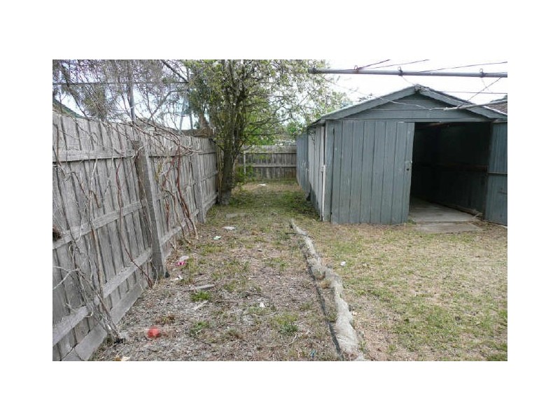 10 Lynn Street, Seaford VIC 3198