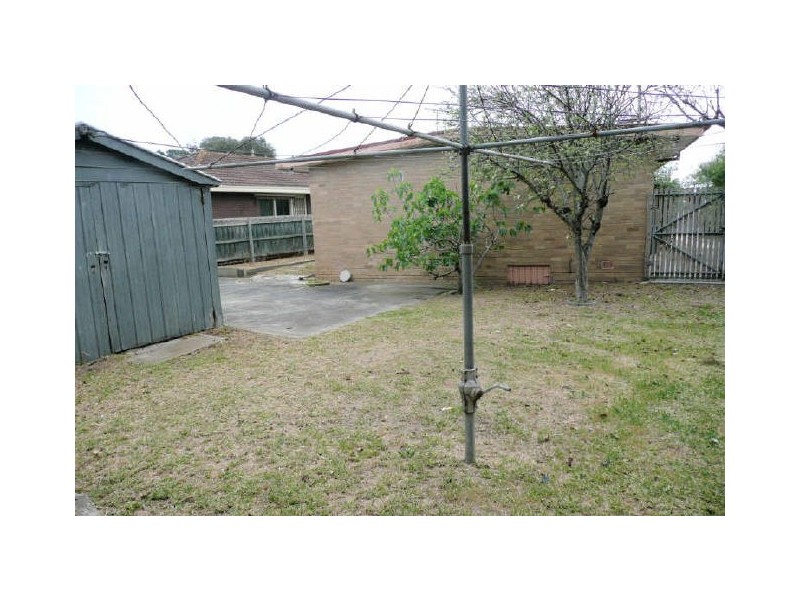 10 Lynn Street, Seaford VIC 3198