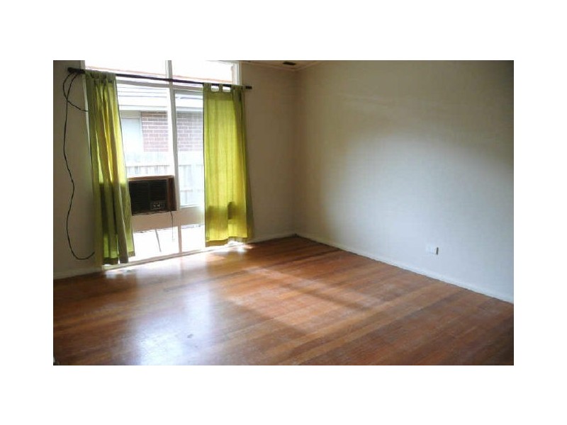 10 Lynn Street, Seaford VIC 3198