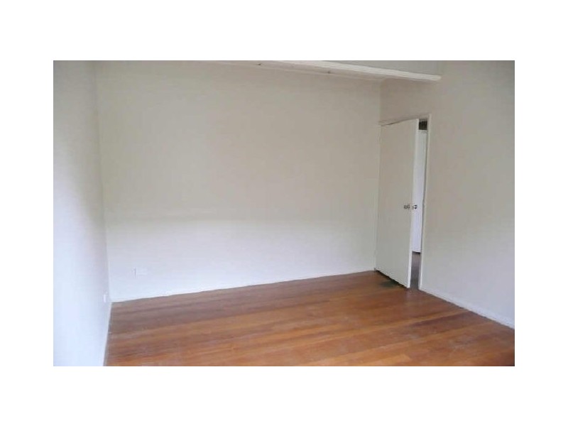 10 Lynn Street, Seaford VIC 3198