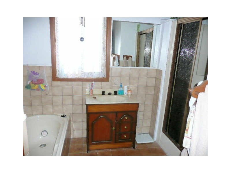 25 Railway Parade, Seaford VIC 3198