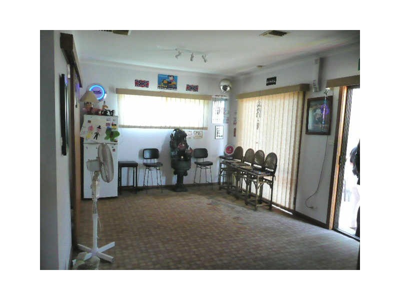 25 Railway Parade, Seaford VIC 3198