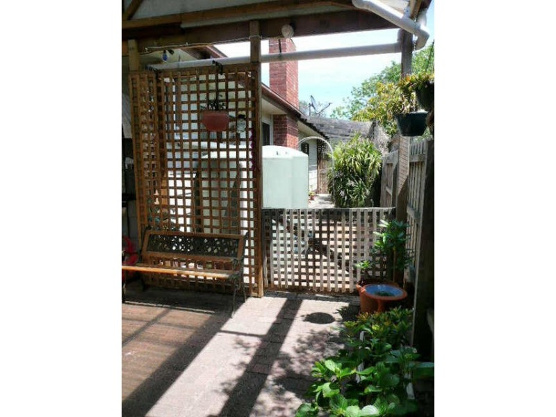 25 Railway Parade, Seaford VIC 3198