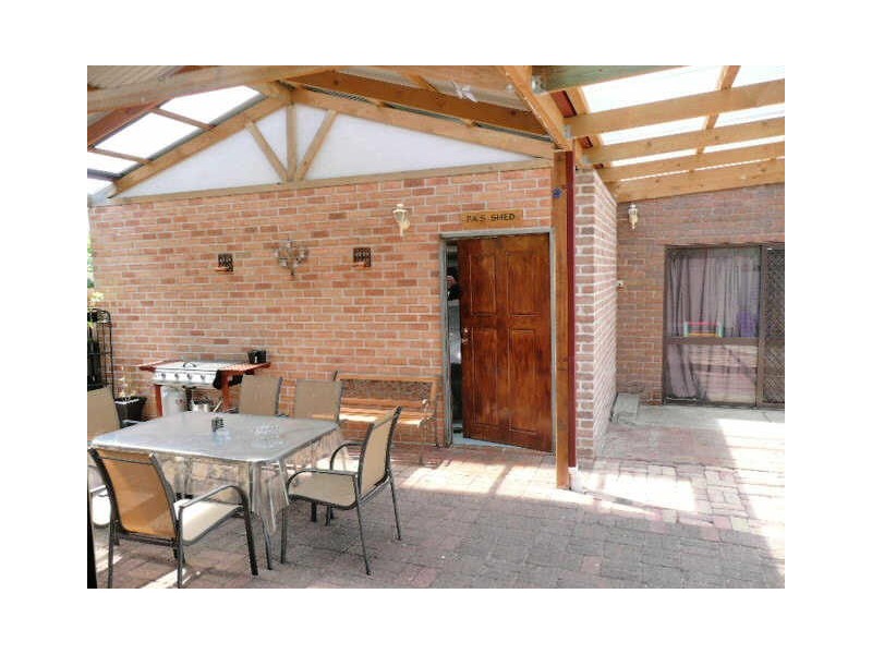 25 Railway Parade, Seaford VIC 3198