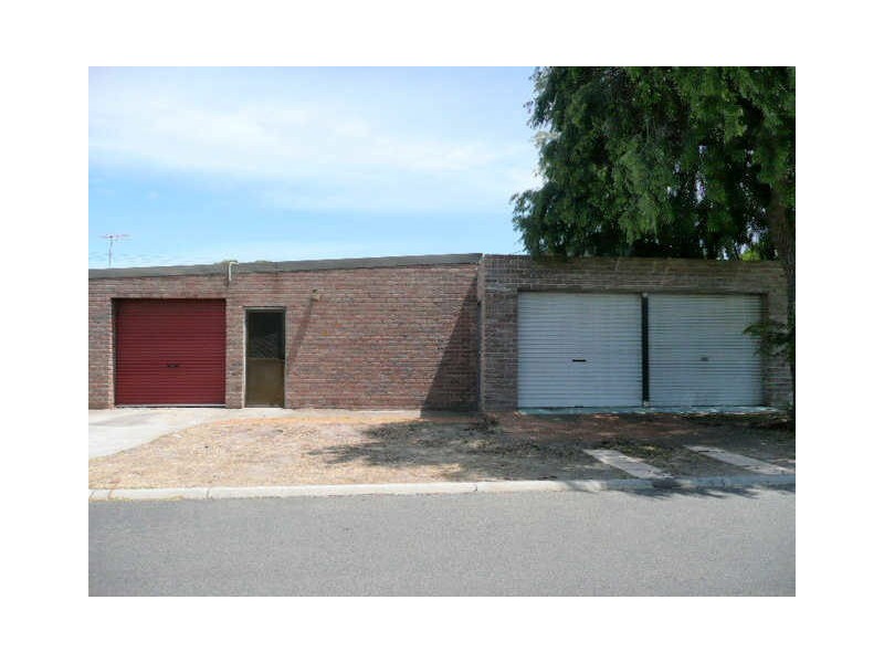 25 Railway Parade, Seaford VIC 3198