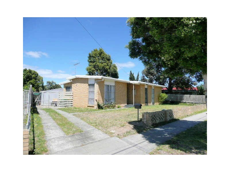 16 Ballarto Road, Frankston North VIC 3200