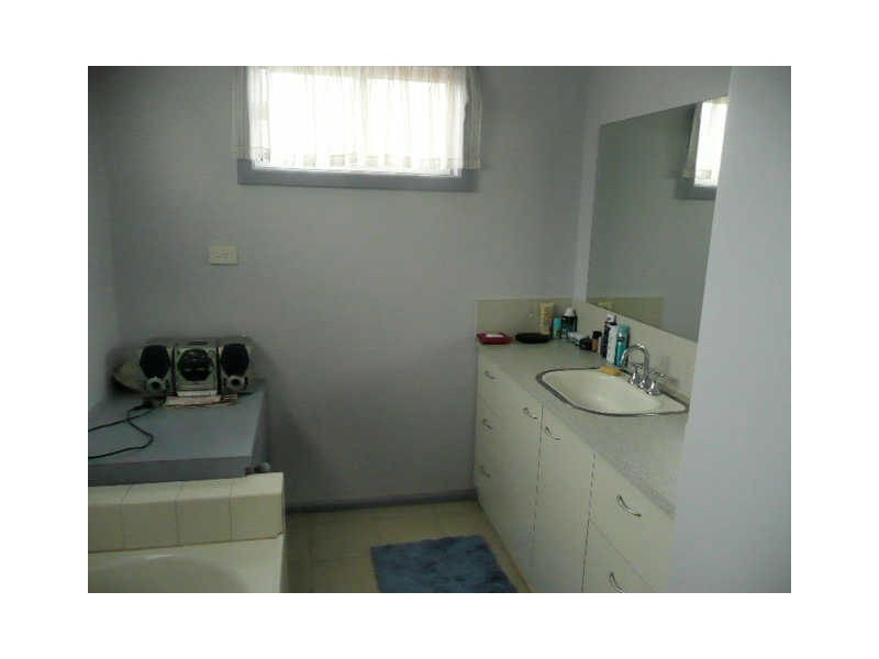 10 Nabilla Ave, Seaford VIC 3198