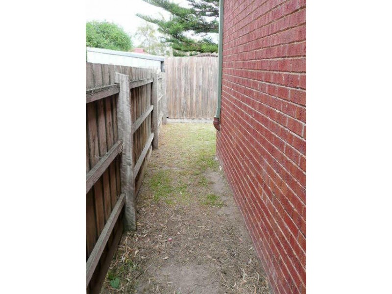 2/7 Ti – Tree Crescent, Seaford VIC 3198