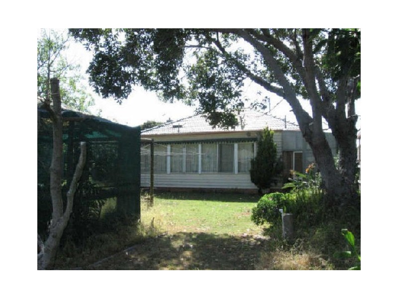 16 Galway Street, Seaford VIC 3198