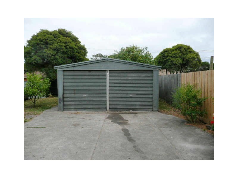 65 Claude Street, Seaford VIC 3198