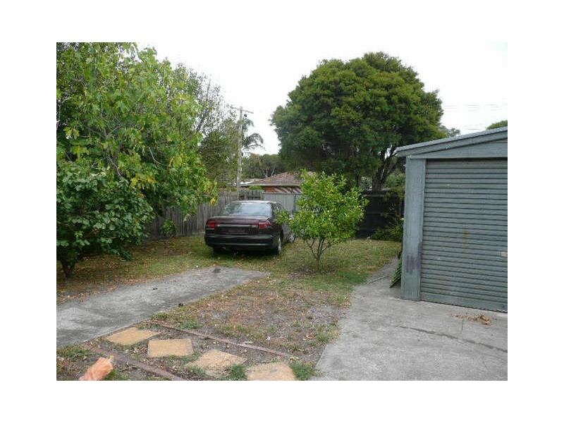 65 Claude Street, Seaford VIC 3198