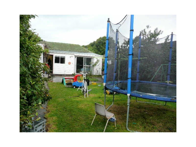 17 Mitchell Street, Seaford VIC 3198