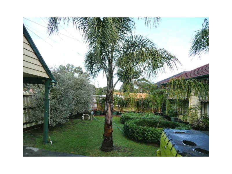 360 Frankston Dandenong Road, Seaford VIC 3198