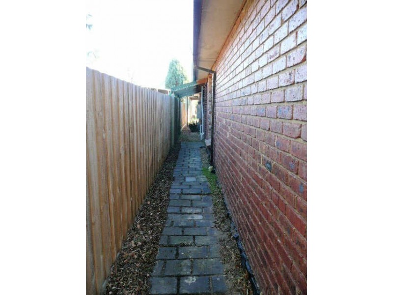 8 Eliza Court, Seaford VIC 3198