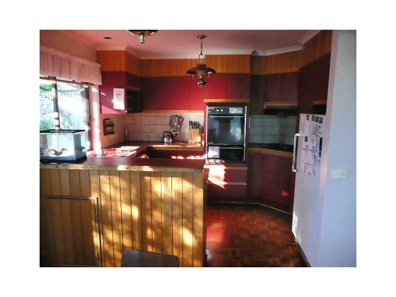 8 Eliza Court, Seaford VIC 3198