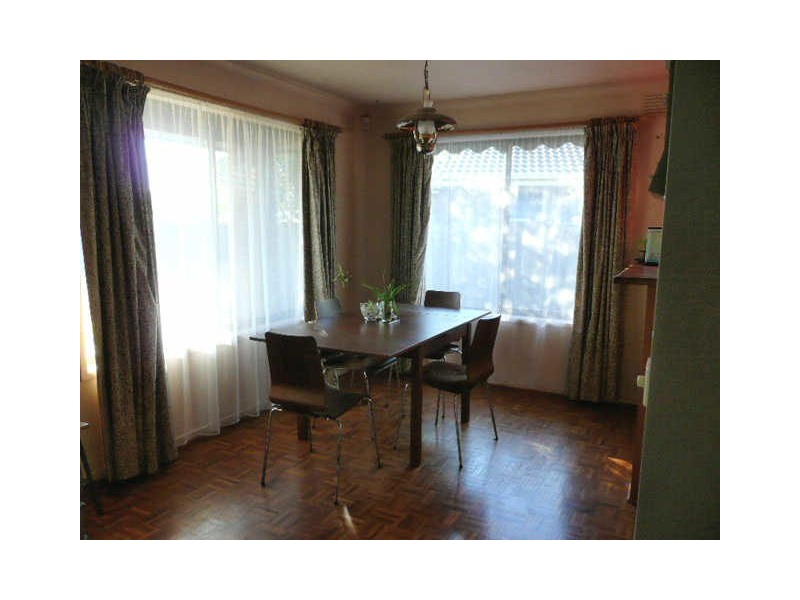 8 Eliza Court, Seaford VIC 3198