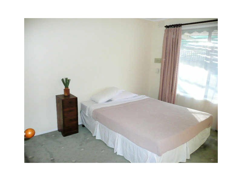 8 Eliza Court, Seaford VIC 3198