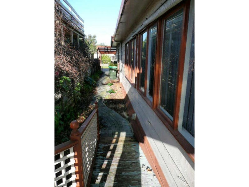 25 Dell Road, Frankston VIC 3199