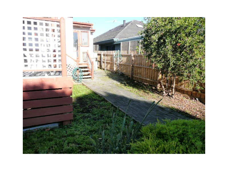 25 Dell Road, Frankston VIC 3199