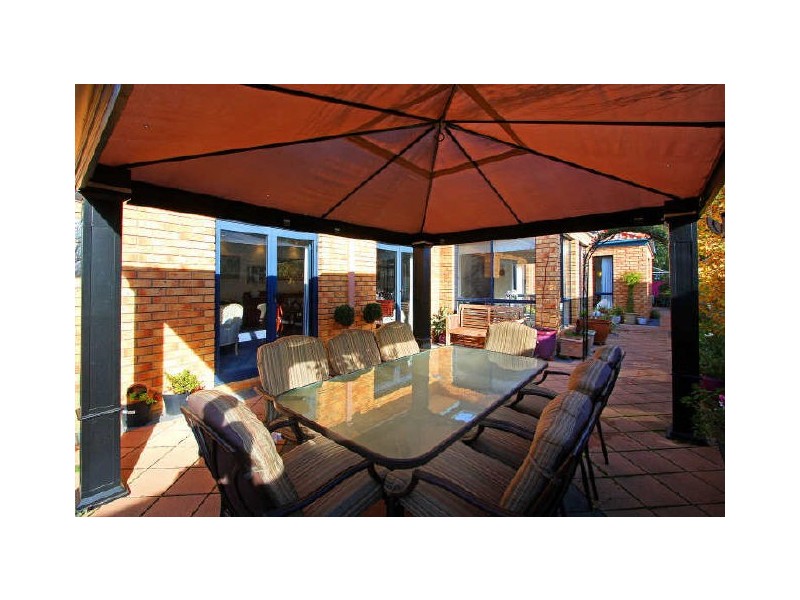 8 Chicquita Avenue, Seaford VIC 3198