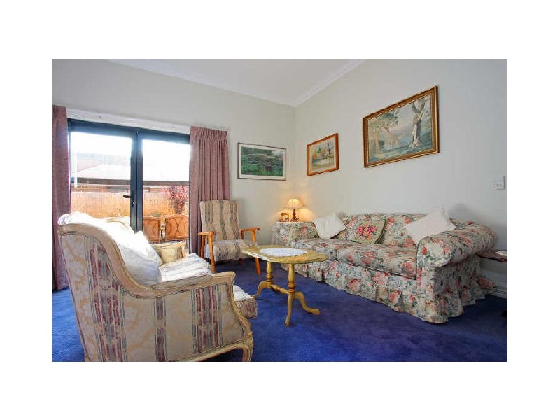 8 Chicquita Avenue, Seaford VIC 3198