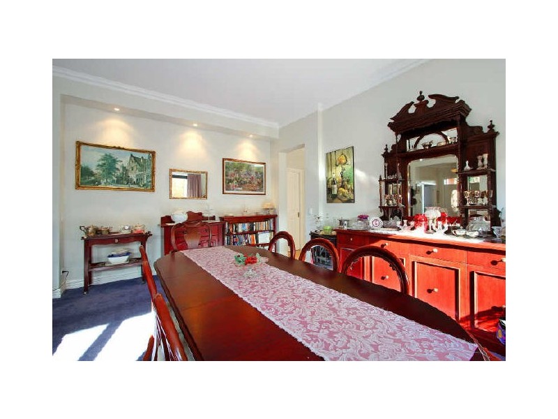 8 Chicquita Avenue, Seaford VIC 3198