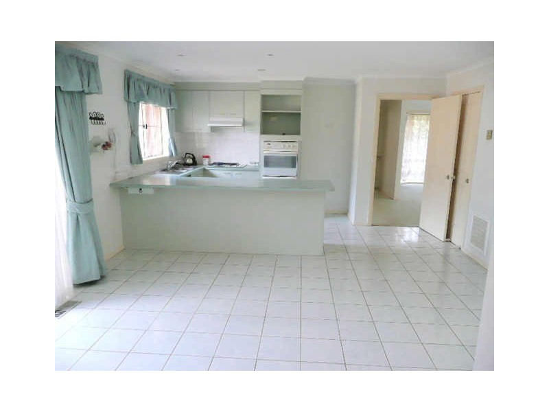 82 Railway Parade, Seaford VIC 3198