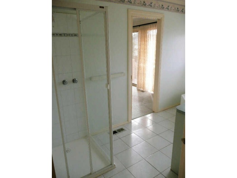 82 Railway Parade, Seaford VIC 3198