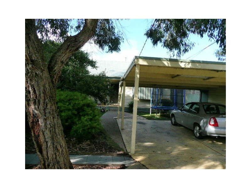17 Stawell Street, Seaford VIC 3198