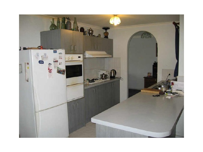 4 Ashlene Grove, Carrum Downs VIC 3201