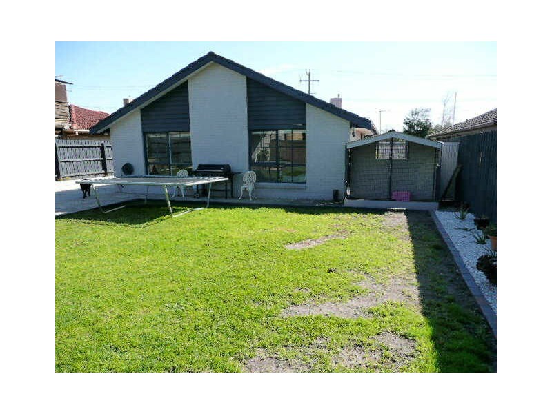 30 Lorna Street, Seaford VIC 3198