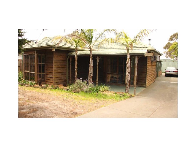 20 Railway Parade, Seaford VIC 3198