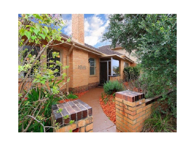 122 Gould Street, Frankston VIC 3199