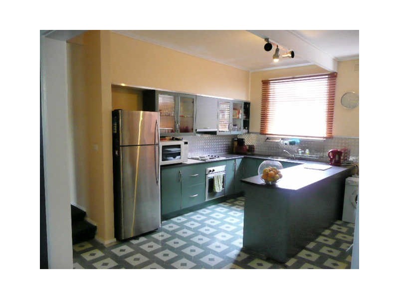 14 Lynn Street, Seaford VIC 3198